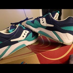 Saucony men/hommes navy green size 11 men’s